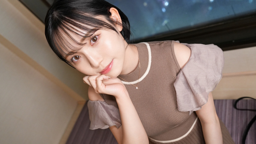 自慰する暇もない程大忙しな美女がAV出演！