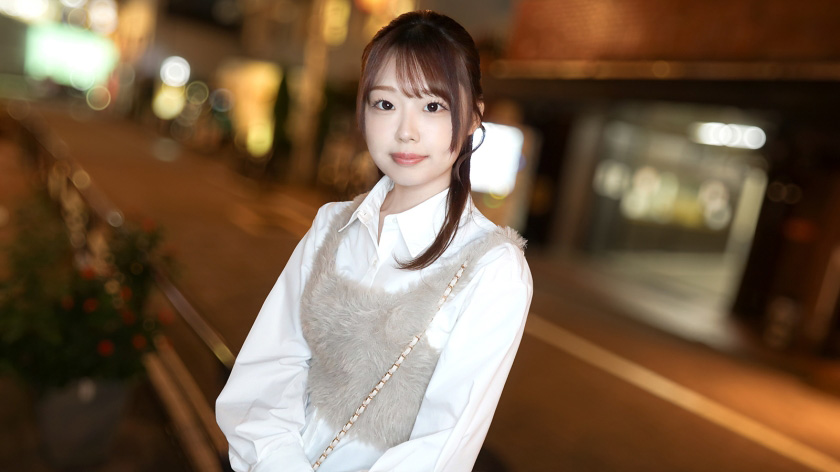 男の放尿を見るのが好きな変態美女！